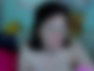 Live cam show with everlyrays - Living Room on Camming Site