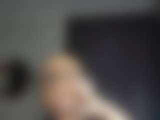 Live cam show with MrsBunnyBum - Smoking on mypornchat.com