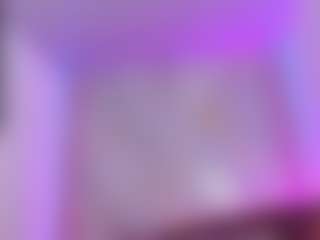 Live cam show with Kathe - Petite on xDating