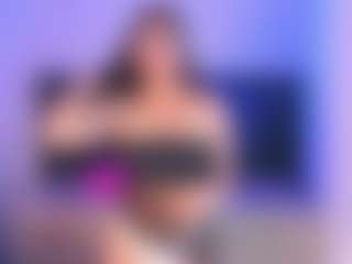 Live cam show with Kathe - Public Brown Hair on TastyBlacksLive