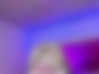 Live cam show with Kathe - Pornstar Public on livesuperchat.net