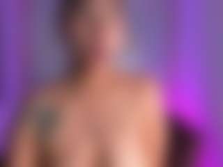 Live cam show with Kathe - Squirt on liverealitysex.com