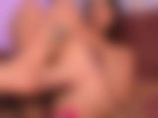 Live cam show with Kathe - Curvy Small Tits on StripNow