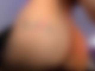 Live cam show with Kathe - Skinny on Pornisteam.com