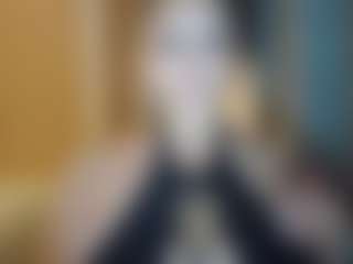 Live cam show with Inocente_kitty - Tittyfuck on livesuperchat.net