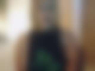 Live cam show with Inocente_kitty - Big Tits on CamwithHer