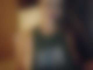 Live cam show with Inocente_kitty - Brown Eyes Big Tits on Camsoda