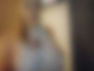 Live cam show with Inocente_kitty - Big Tits on CamwithHer