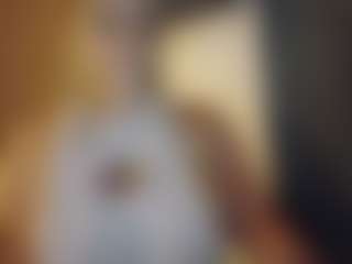 Live cam show with Inocente_kitty - Strip Blonde Hair on Camsoda