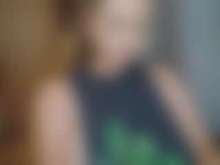 Live cam show with Inocente_kitty - Wet on Camsoda