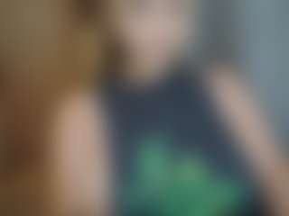 Live cam show with Inocente_kitty - Hush on Camsoda