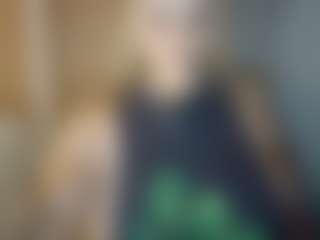 Live cam show with Inocente_kitty - Brown Eyes Blonde Hair on Porn Luv