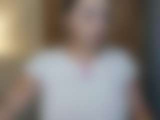 Live cam show with Inocente_kitty - Nora on xfollow cams