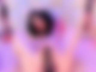 Live cam show with Sara Martini - Teen (18+) on https://playwithruby.com