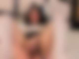 Live cam show with Sara Martini - Young Adult on camwithhim.com