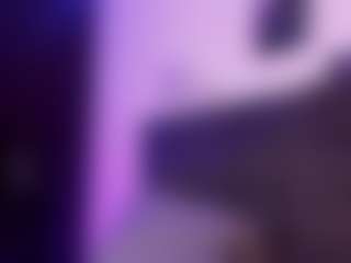 Live cam show with Sweet_Maggie - Teen (18+) on googirlz