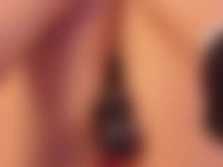 Live cam show with Sweet_Maggie - Cum In Pussy on Camsoda