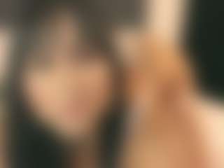 Live cam show with Sweet_Maggie - Brown Hair Petite on madthumbs