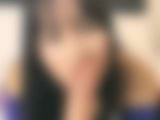 Live cam show with Sweet_Maggie - Small Tits Brown Hair on Soda Cam