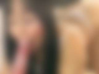 Live cam show with Sweet_Maggie - Smoking on crypto-cams