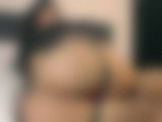 Live cam show with Sweet_Maggie - Twerk on googirlz