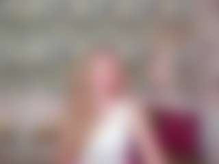 Live cam show with NancyGentle - Flashing on Sex Cam Show