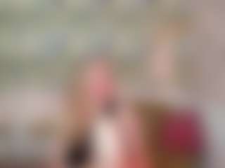 Live cam show with NancyGentle - Upskirt on livesuperchat.net