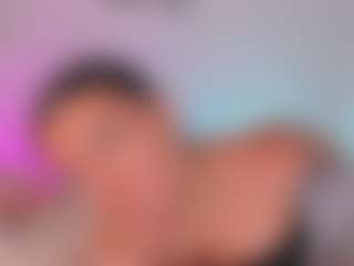Aylinn Zambrano's Live Sex Cam Show