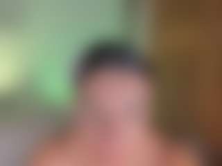 Aylinn Zambrano's Live Sex Cam Show
