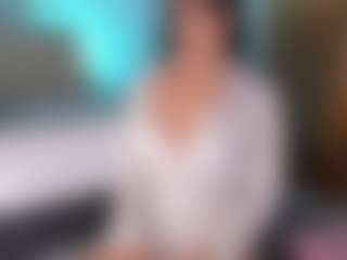 Aylinn Zambrano's Live Sex Cam Show