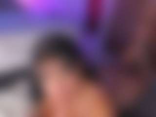 Aylinn Zambrano's Live Sex Cam Show