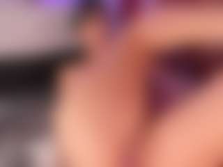 Aylinn Zambrano's Live Sex Cam Show