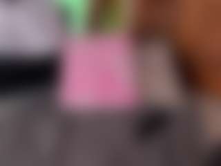 Aylinn Zambrano's Live Sex Cam Show
