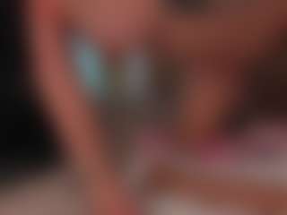 Aylinn Zambrano's Live Sex Cam Show