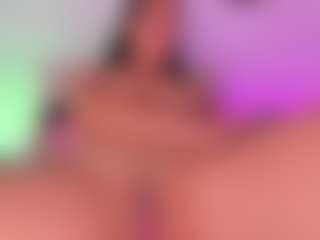 Aylinn Zambrano's Live Sex Cam Show