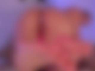 Aylinn Zambrano's Live Sex Cam Show