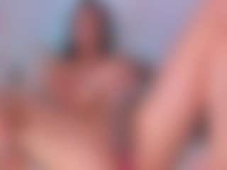 Live cam show with Aylinn Zambrano - Petite Toys on SpankPalCams