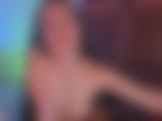 Live cam show with Aliskhaa - Handjob on Camsoda