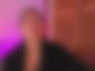 Live cam show with Aliskhaa - Creampie on Cam Slut