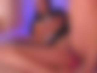 Aliskhaa's Live Sex Cam Show