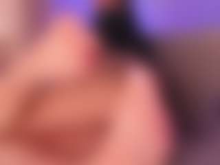 Live cam show with Aliskhaa - Latina on Milfs Live | colombia