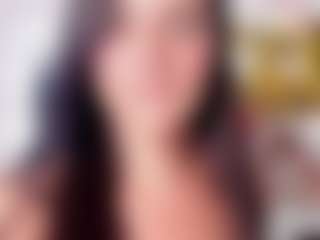 Live cam show with Ali Johansonn - Asshole on friskycurves.com