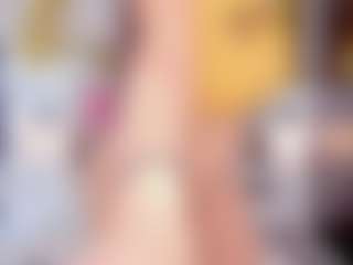 Live cam show with Ali Johansonn - Mature Toys on TottyGirls