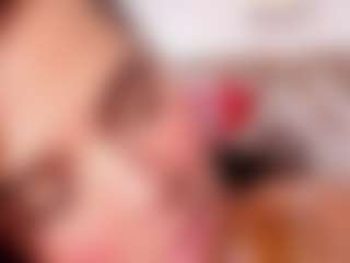 Live cam show with Ali Johansonn - Cum Mature on xxxlivecams.org