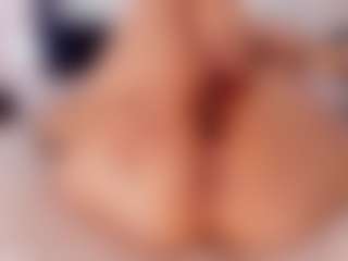 Live cam show with Ali Johansonn - Ass Clapping on Soda Cam