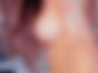 Live cam show with Ali Johansonn - Mature MILF on makecum.org