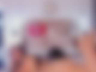 Live cam show with Ali Johansonn - Curvy Middle Aged on Adult Interactions