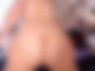 Live cam show with Ali Johansonn - Ass Clapping on madthumbs