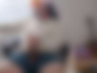 Live cam show with Biggreysweats - Facial on AdultVida.com