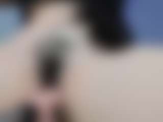 deeluna's Live Sex Cam Show